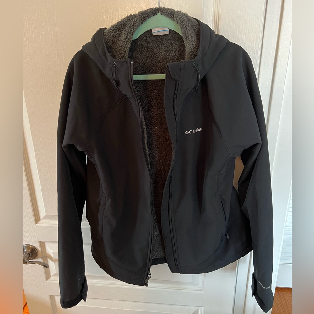 Columbia winter jacket with hood